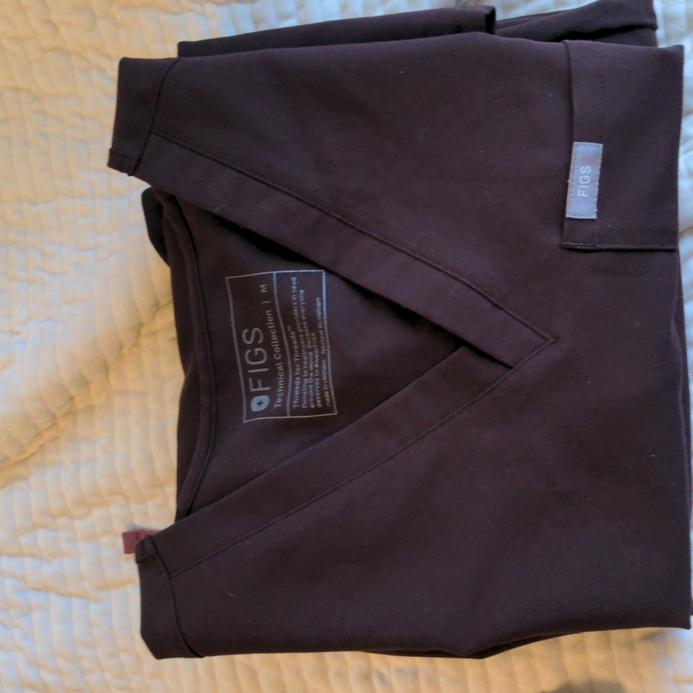 Figs scrub set